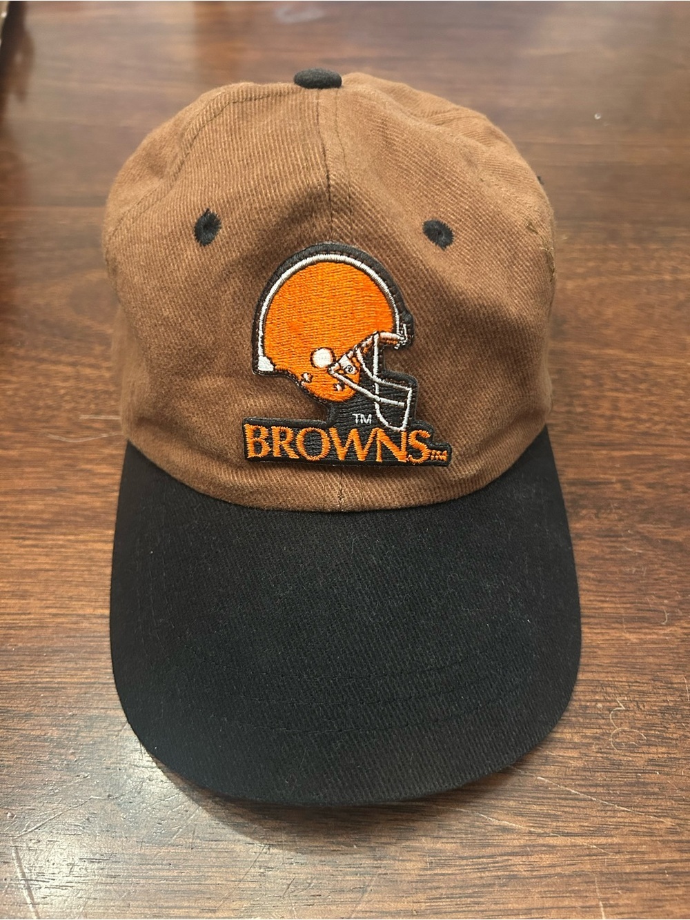 Vintage Cleveland Browns Brown and Black Classic Logo Cap